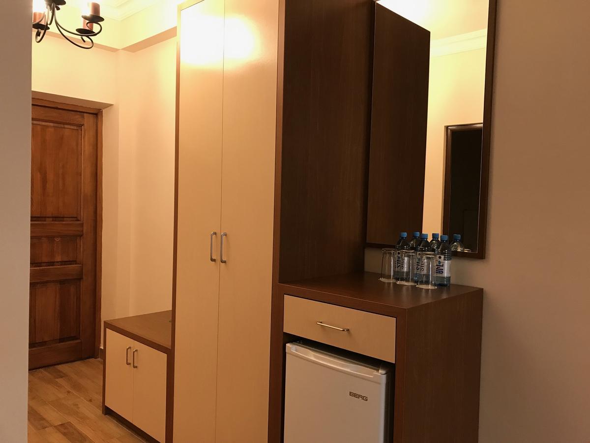 Hotel Plaza Viktoria Gyumri Eksteriør bilde