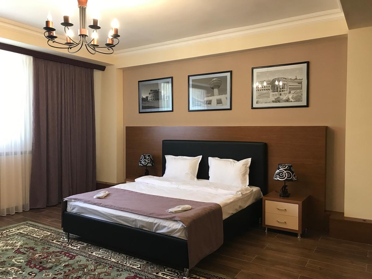 Hotel Plaza Viktoria Gyumri Eksteriør bilde