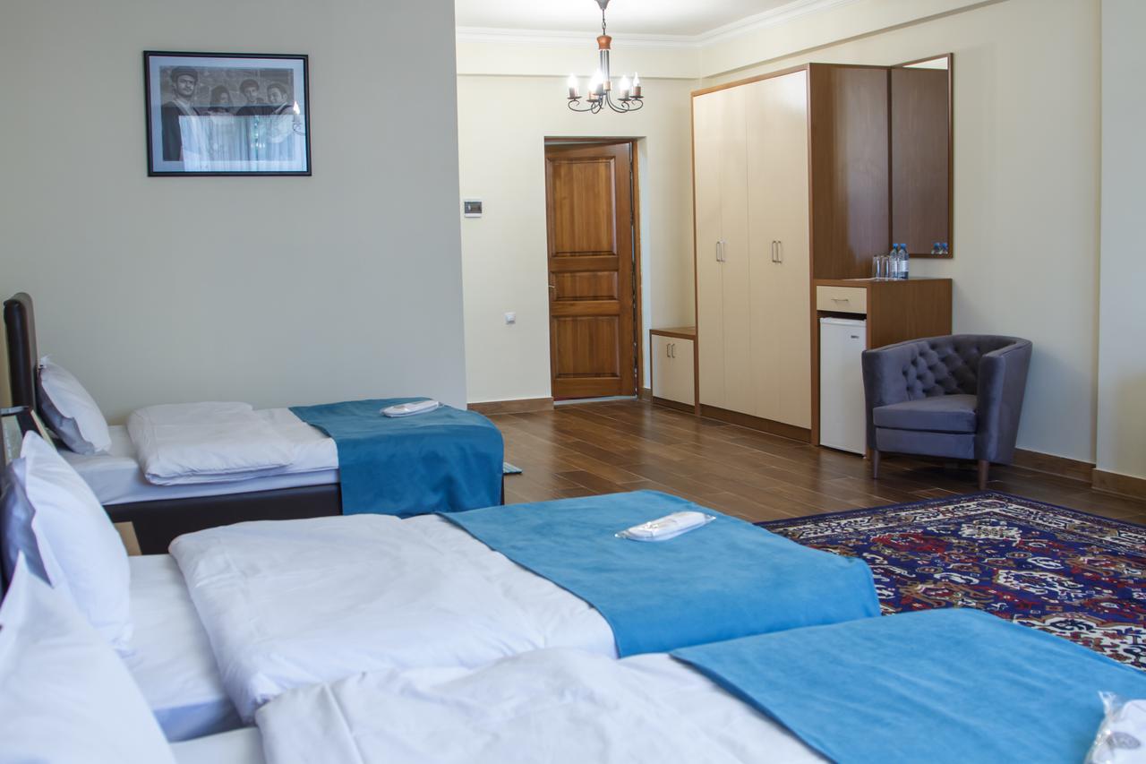 Hotel Plaza Viktoria Gyumri Eksteriør bilde