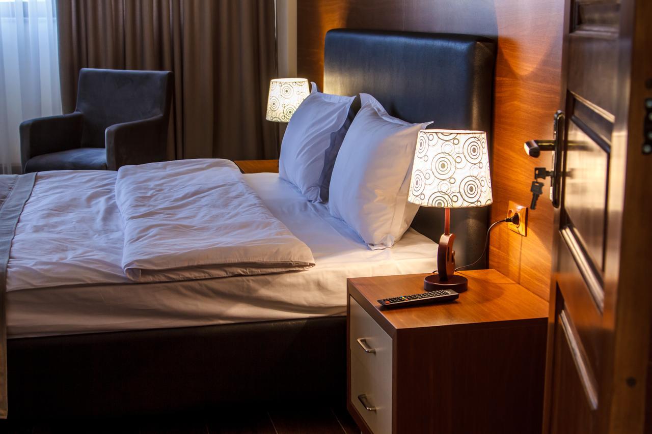 Hotel Plaza Viktoria Gyumri Eksteriør bilde
