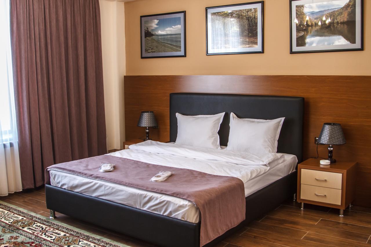 Hotel Plaza Viktoria Gyumri Rom bilde